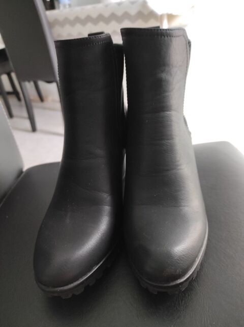 BOTTINE FEMME 25 Crteil (94)