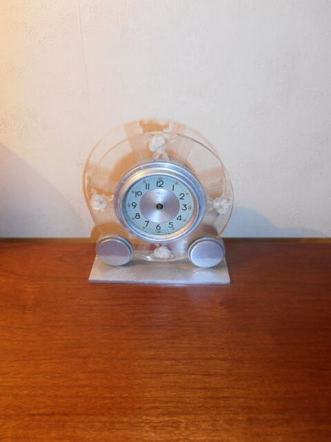 Pendulette ancienne anne 1950 (17) 30 Tours (37)