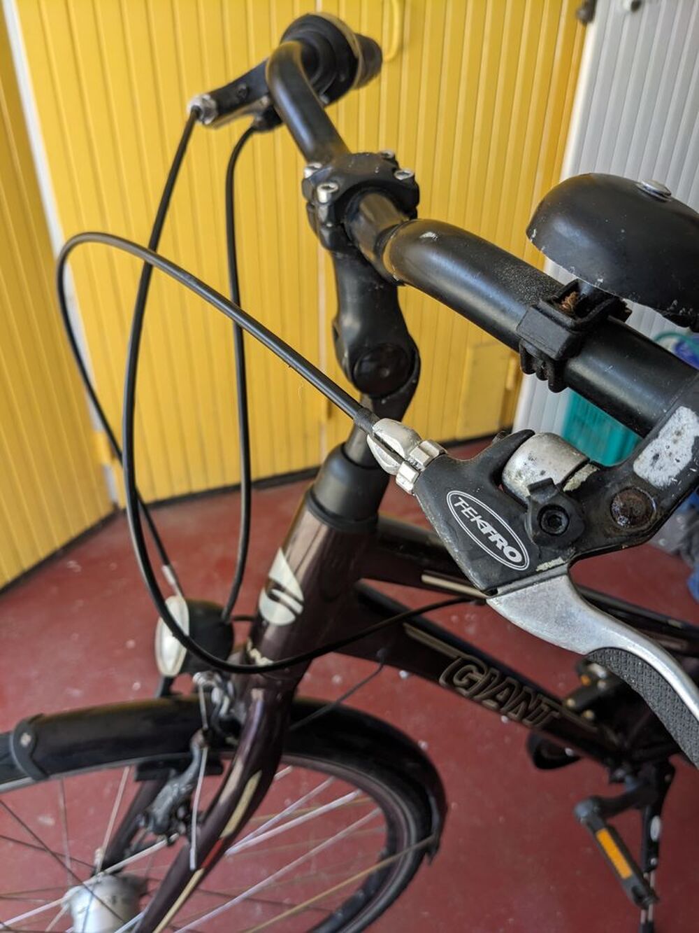 VELO LEGER VILLE GIANT FEMME EN ALU TA Vélos