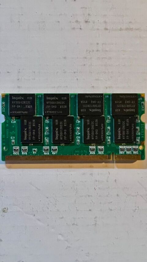 Super-Talent RAM 1Go - DDR1 - SO-DIMM - PC1-2700 - 333MHz Vincennes (94)