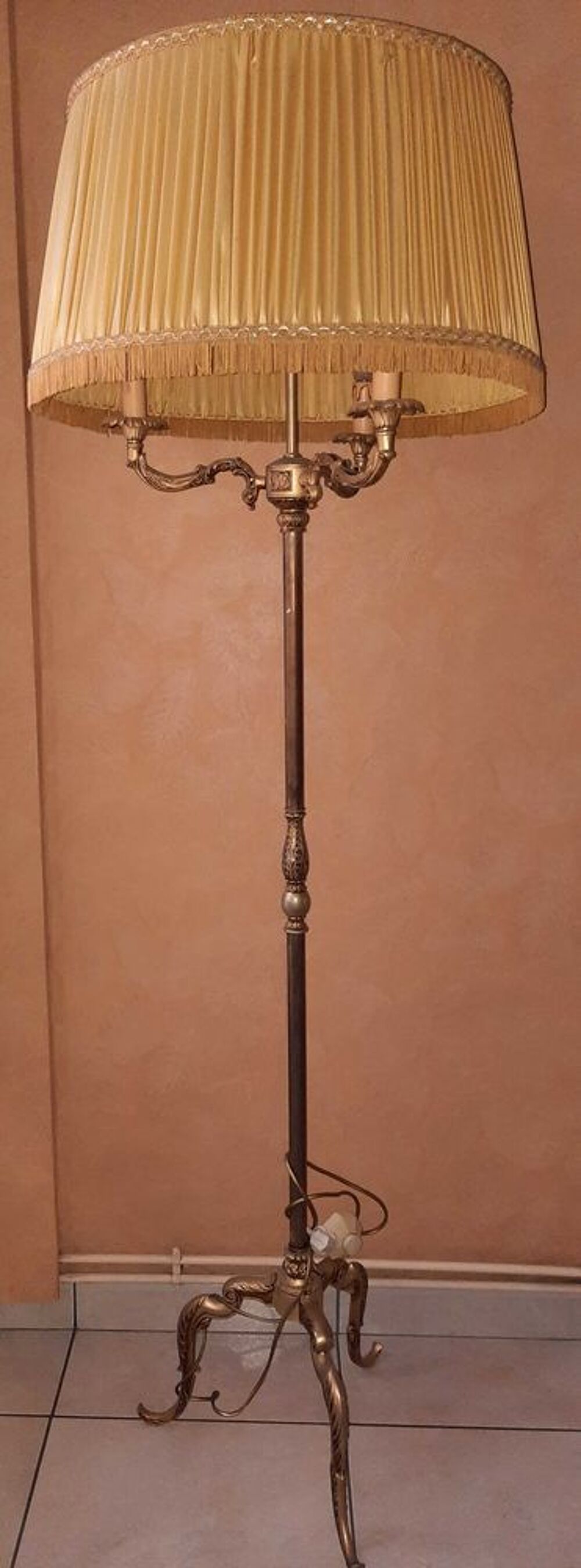 Lampadaire en bronze Décoration