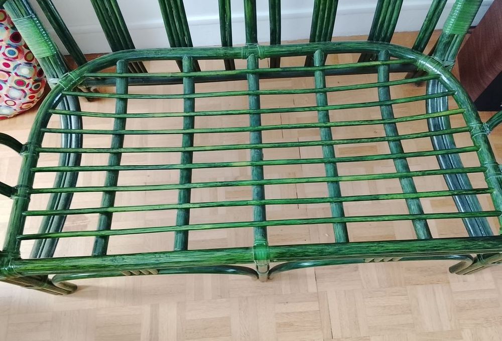Canap&eacute; en rotin de couleur verte Meubles