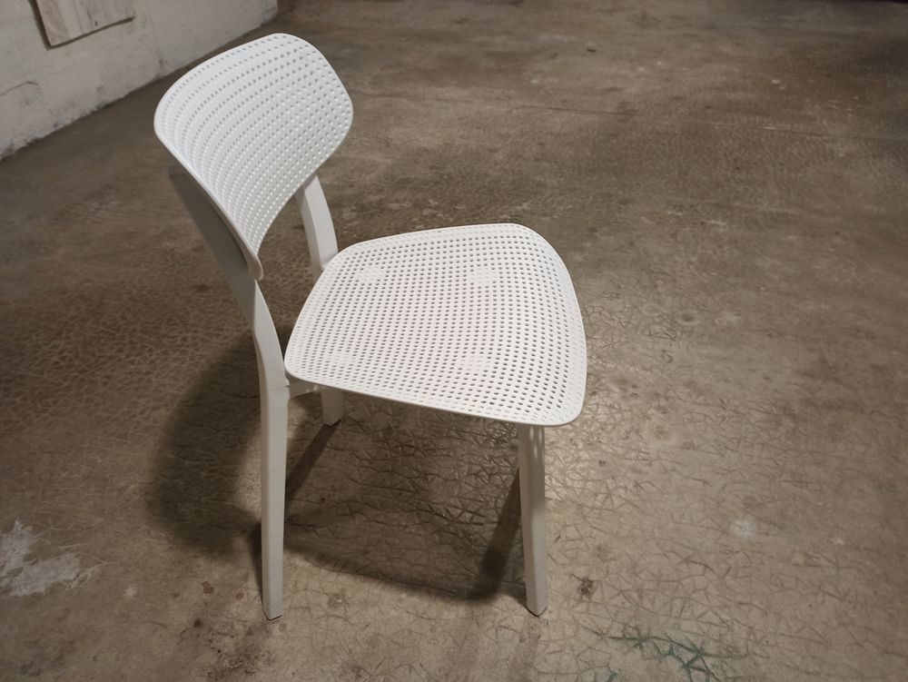 4 chaises Meubles