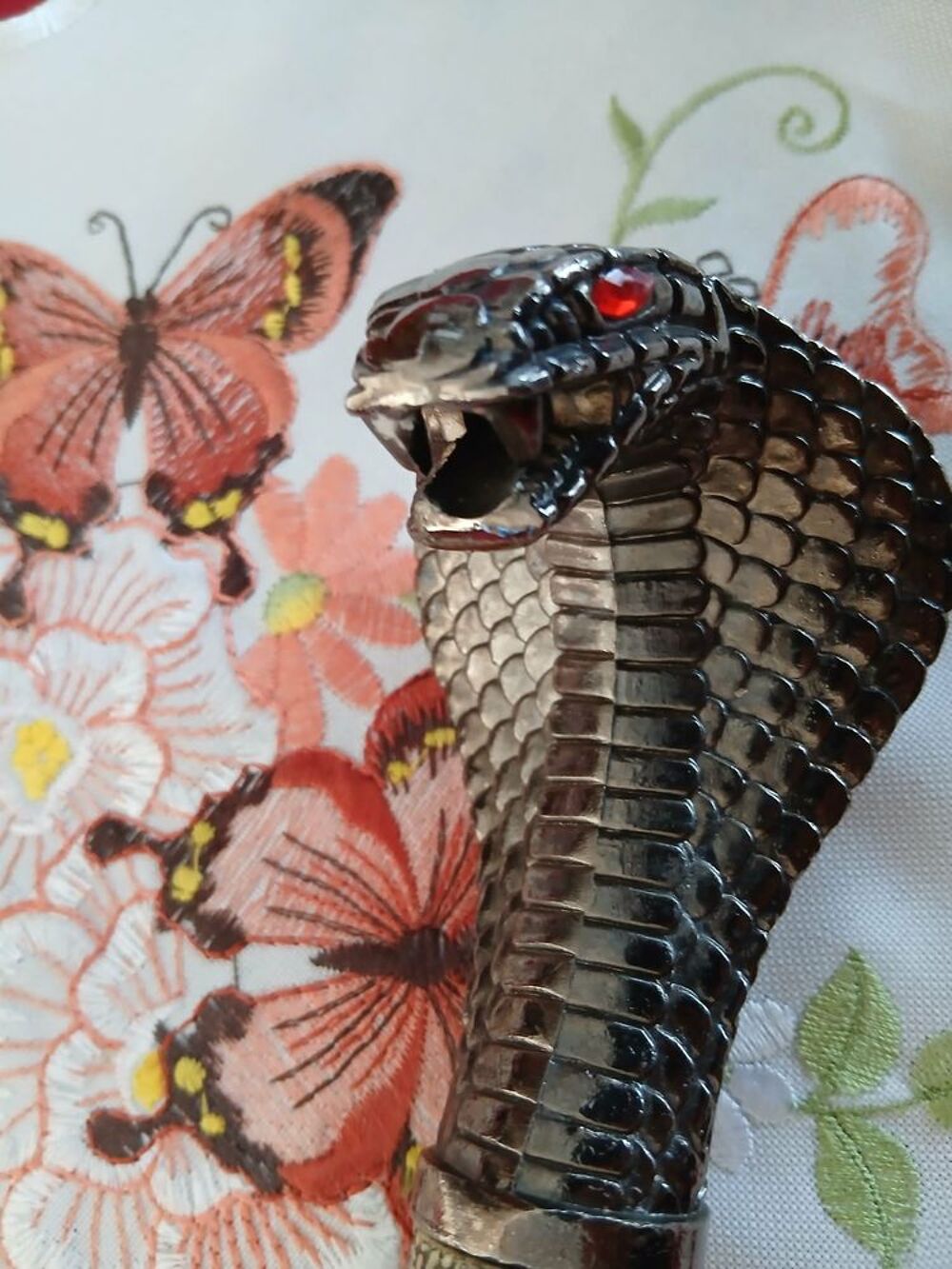  Joli Katana d&eacute;coration cobra dans &eacute;tui N&deg; 1466 Décoration