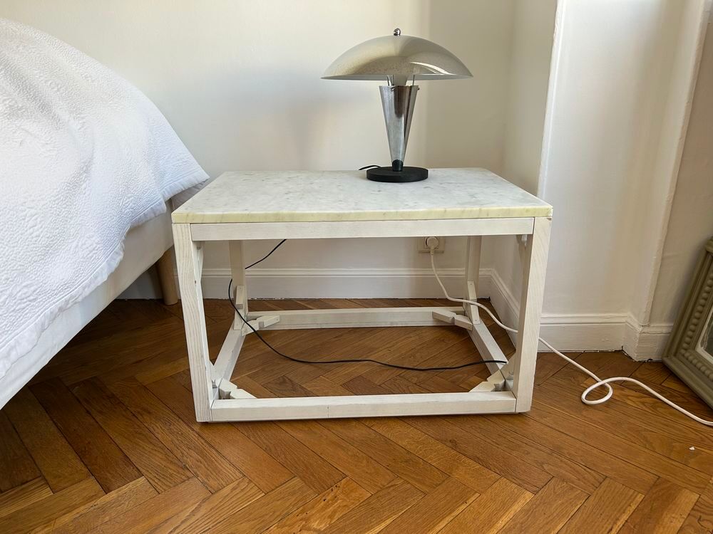 Table basse rectangulaire et 2 bouts de canap&eacute; assortis 
Meubles