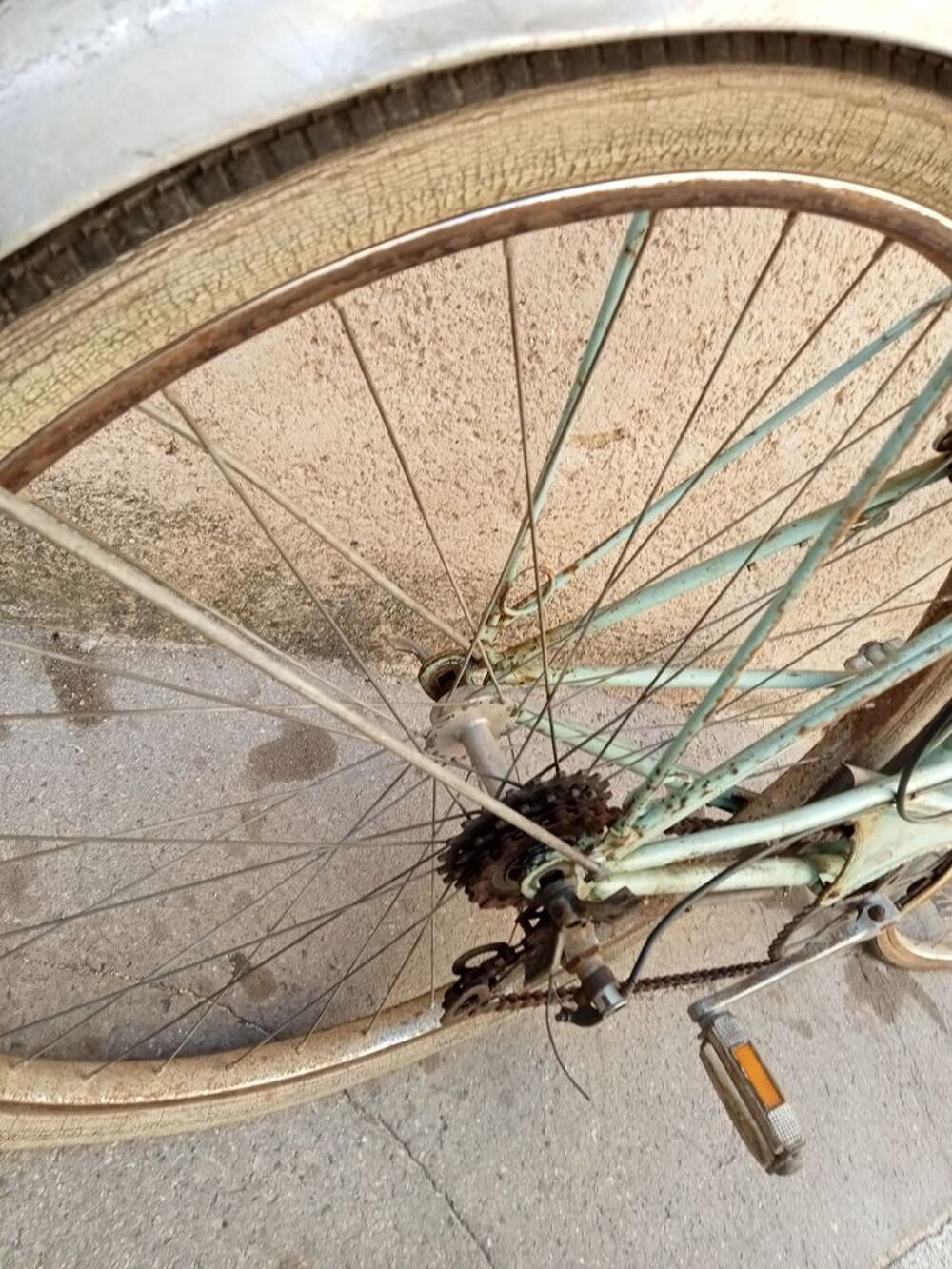 VELO MIXTE HELIUM Pr LE BENIN Vélos