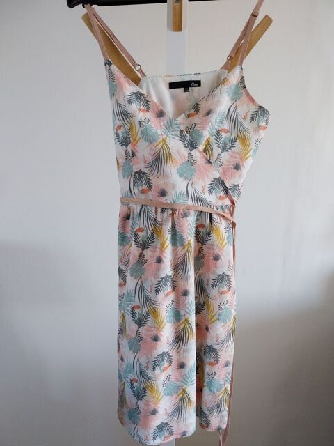 robe T 36 marque ETAM 8€ 8 Blois (41)