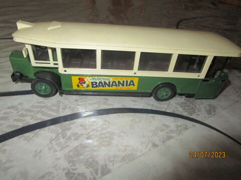 autobus RENAULT collection marque  SOLIDO  TN6C au 1/50me 20 Chanteloup-en-Brie (77)