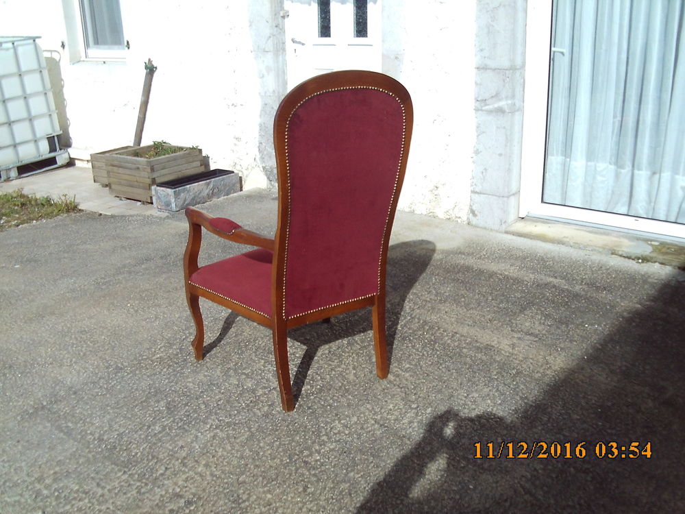 FAUTEUIL VOLTAIRE rouge / grenat Meubles