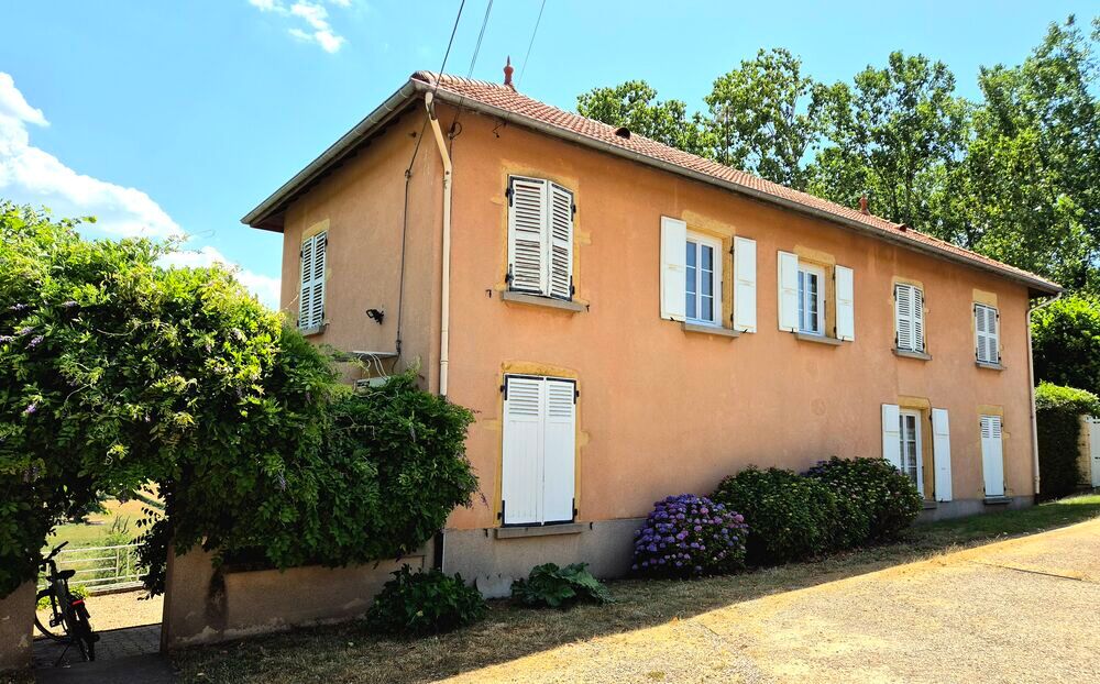 Vente Maison Propriété avec 2 maisons rénovées, 234m2, 11200m2 de terrain Chandon
