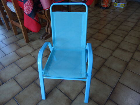 chaise  ou fauteuil enfant  5 Merville (59)