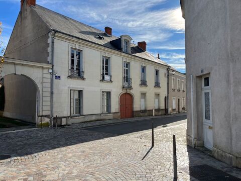   Grande maison de village sur cour et dépendances Maison - 9 pièce(s) - 218 m²