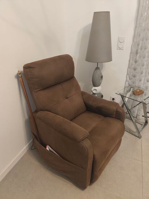 Fauteuil releveur 200 La Roche-sur-Yon (85)