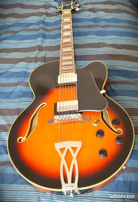 Guitare  Jazz  IBANEZ AF75-BS-Etat Neuve-Etui Tobago Offert 290 Taverny (95)