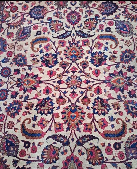 Tapis Persan antique signé fait main en laine Lille (59)
