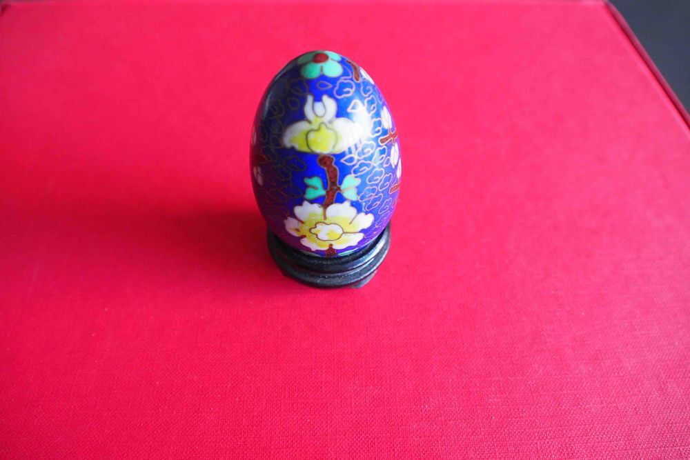 OEUF BLEU CLOISONN&Eacute; D&Eacute;COR FLORAL 