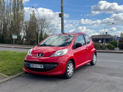 Peugeot 107 1.0e 12V 68ch BLUE LION Urban 2008 occasion Cr&eacute;teil 94000