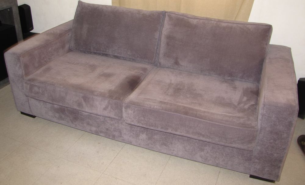 ENSEMBLE CANAPE FIXE 3 PLACES + FAUTEUIL, en velours mauve Meubles