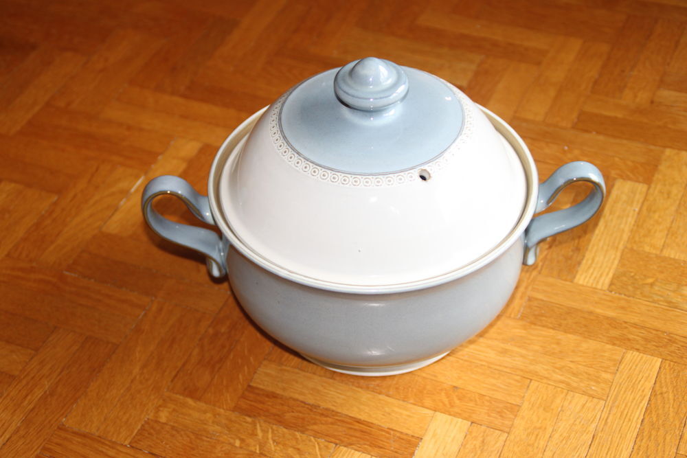 Soupi&egrave;re (17) Cuisine