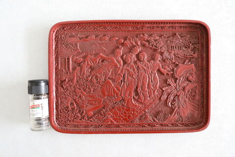 PLATEAU CHINOIS LAQUE ROUGE PERSONNAGES 700 Saint-�tienne (42)