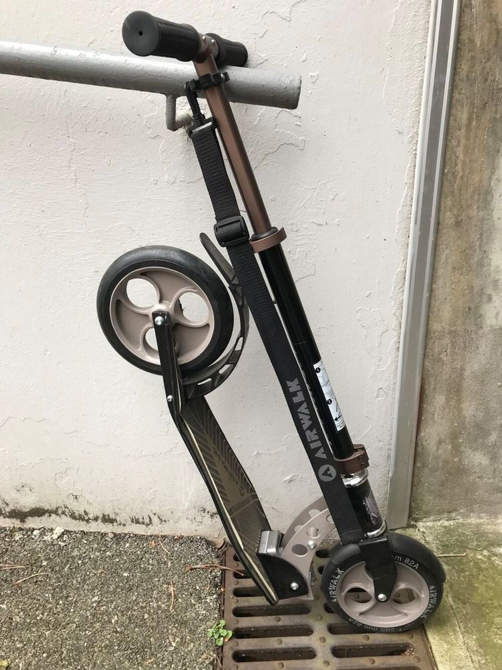 trottinette AIRWALK pliable Sports