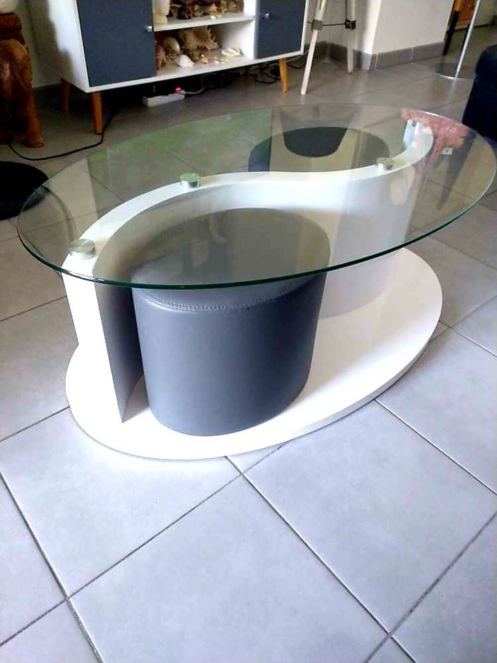 Table basse avec poufs Meubles