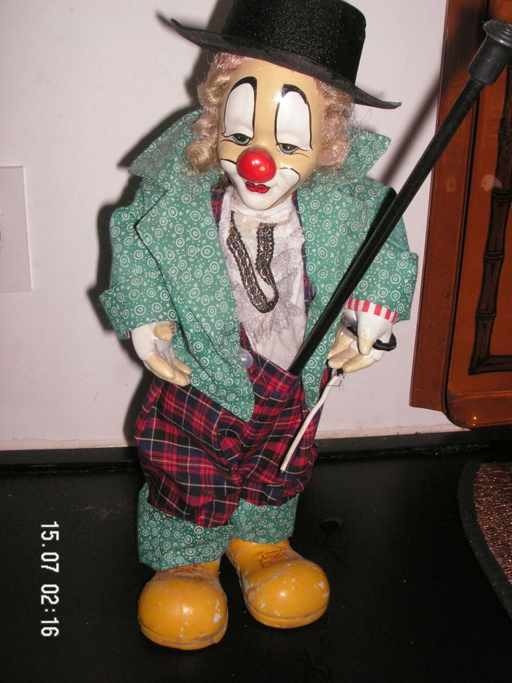 mod&eacute;les de poup&eacute;es musicales et actives 