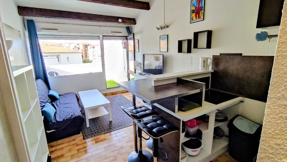 Vente Appartement Le Cap d'Agde : Proche Avant Port / Bas des falaises: Vue Chenal STUDIO-CABINE ( 26,71m² ) + terrasse 7,51m². Le cap d agde