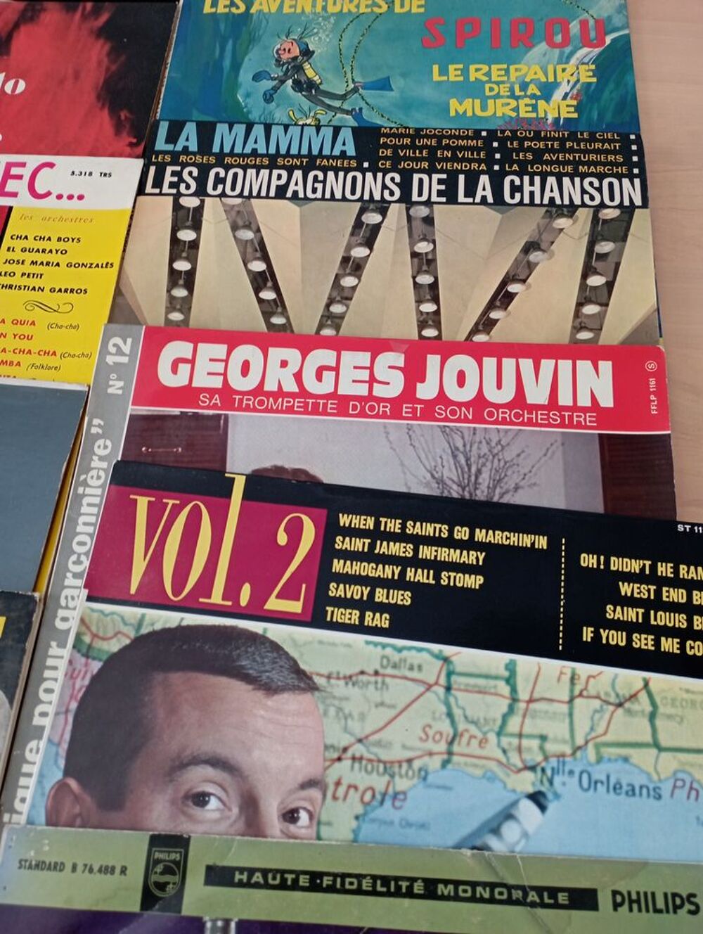 Disques vinyles 33T ANCIEN VINTAGE CD et vinyles