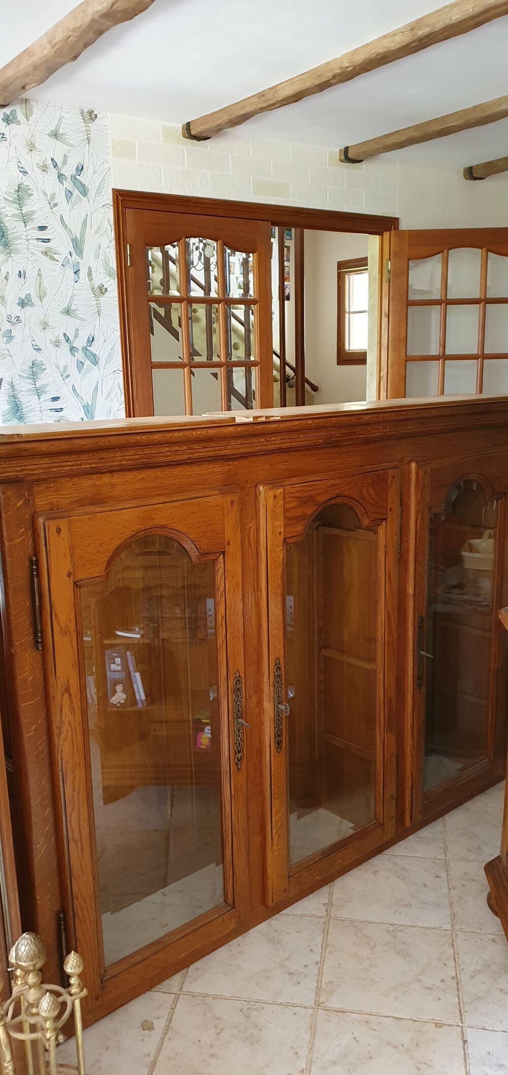 Haut de vaisselier : vitrine ch&ecirc;ne massif et verre Meubles