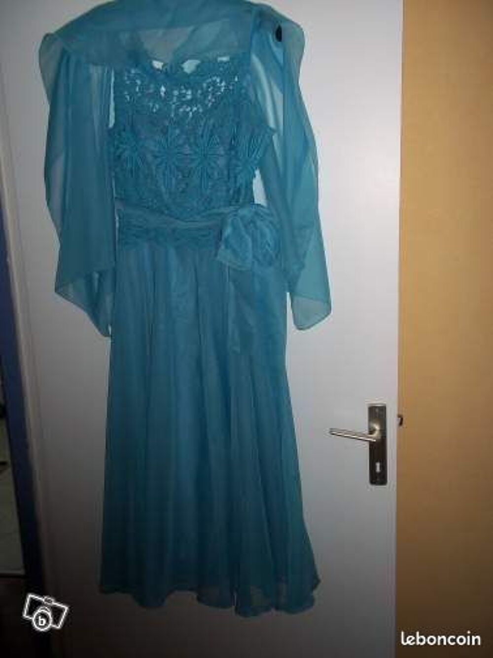ROBE BLEUE DE SOIREE Vêtements