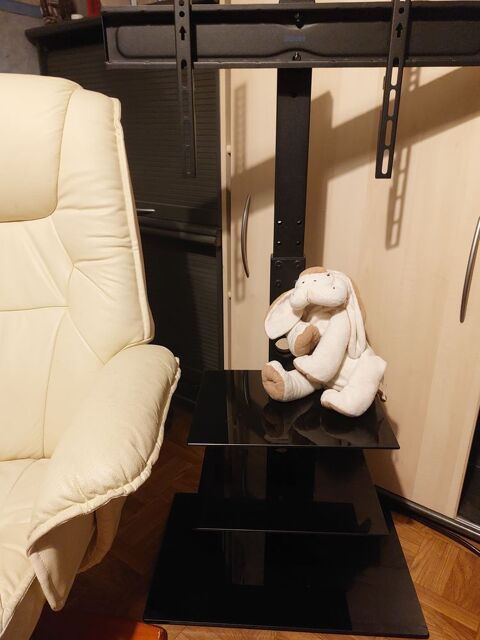 Support tv t�l�vision 40 Magny-en-Vexin (95)