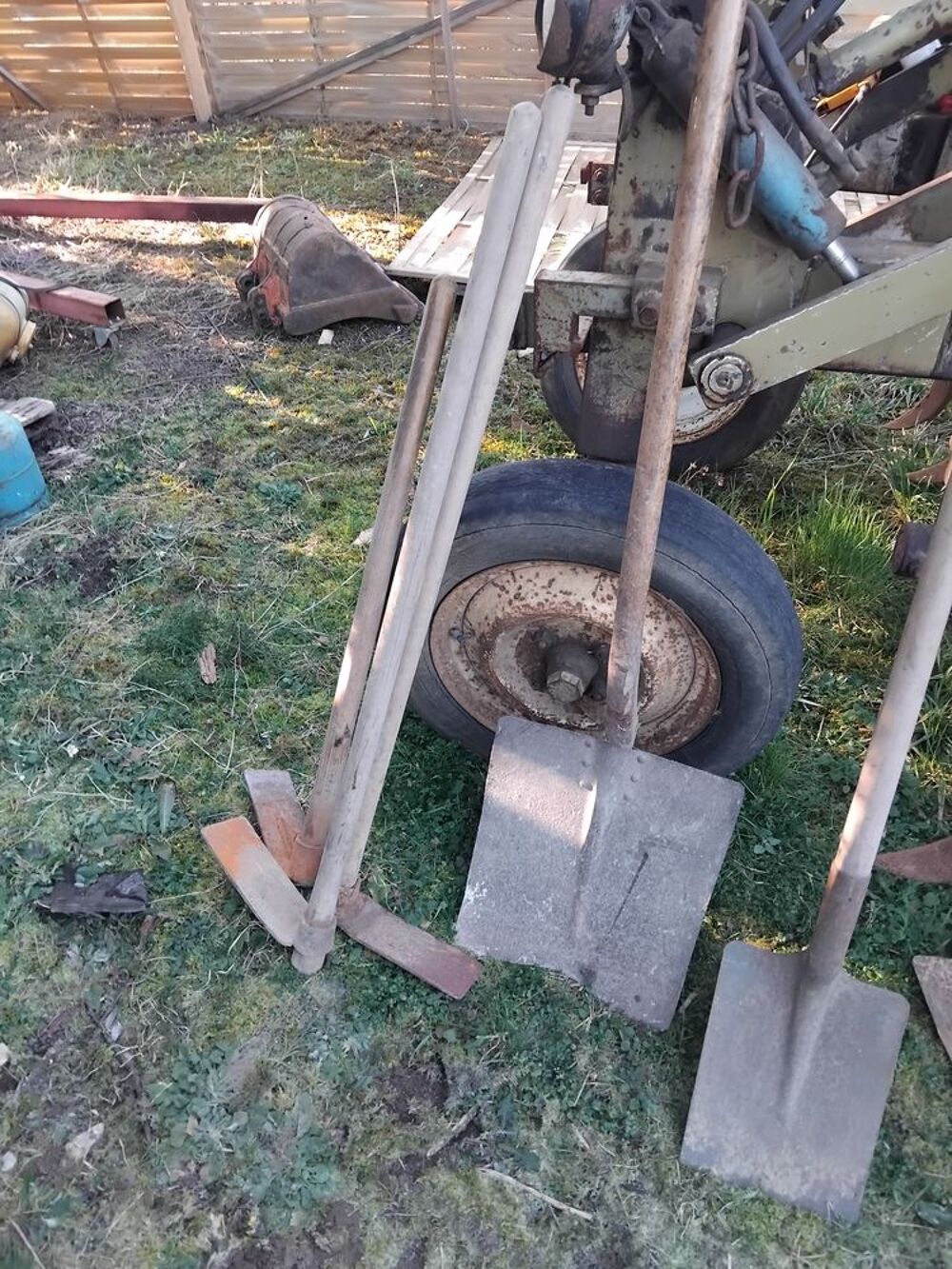 outil manuel de vigne Bricolage
