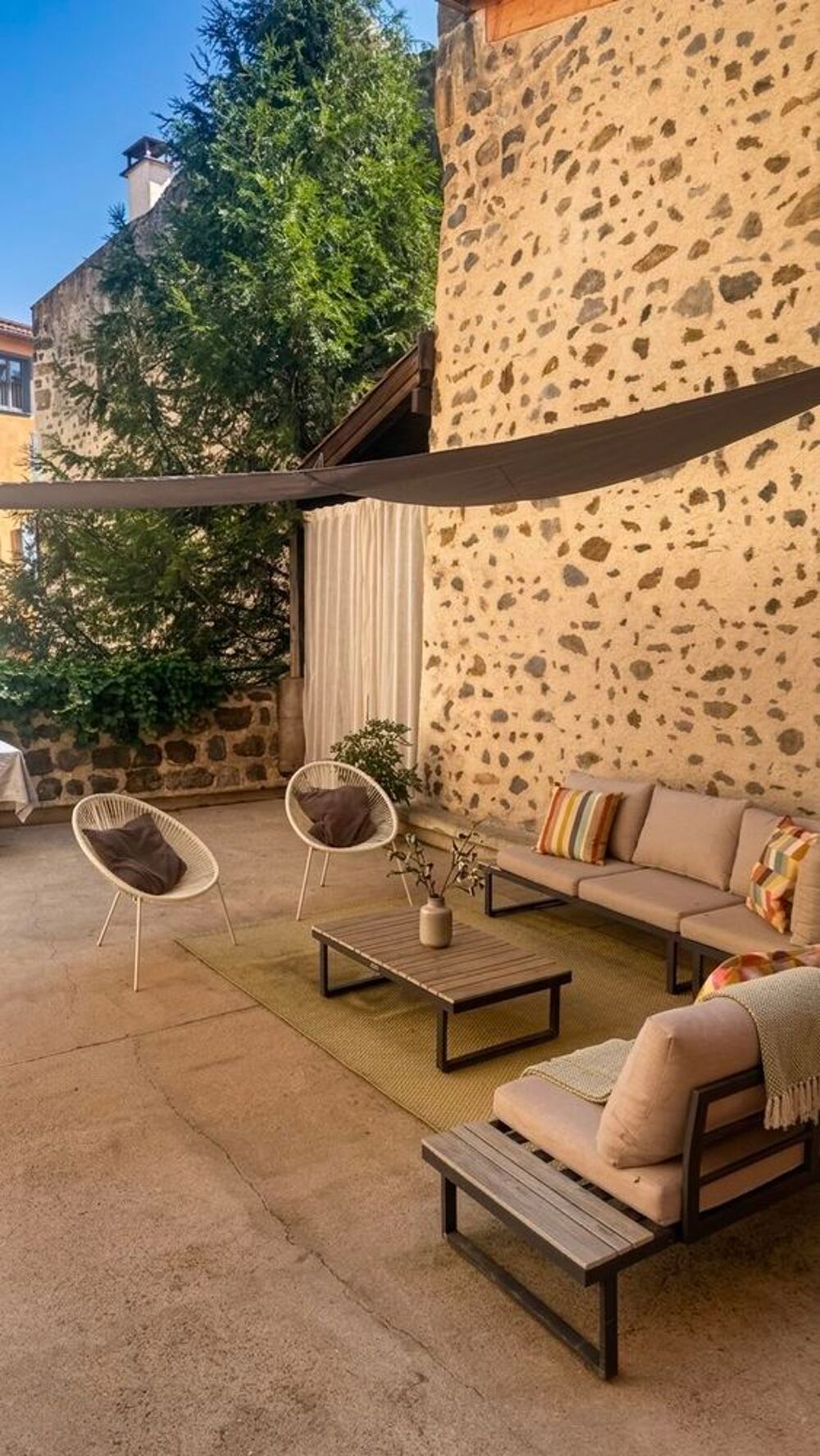 Vente Appartement Appartement Haussmannien de 92 m² avec terrasse d'exception de 73 m² Le puy-en-velay