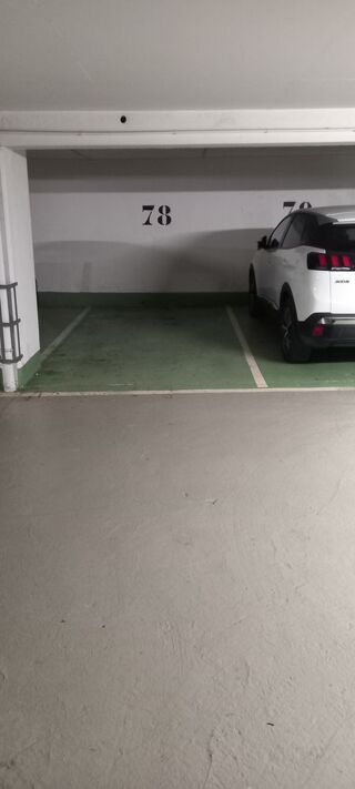  Parking / Garage � louer 12 m�