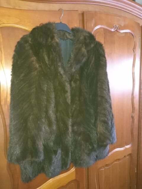 VESTE EN VISON 500 Hy�res (83)