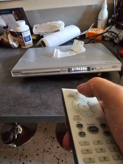 lecteur Dvd Dvix avec télécommande 10 Argenteuil (95)