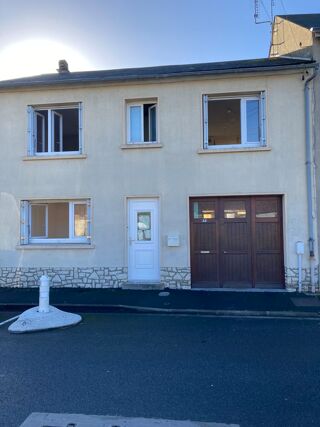 Maison 4 pièces 88 m² · à Thouars · 88 m² · 65 000 €