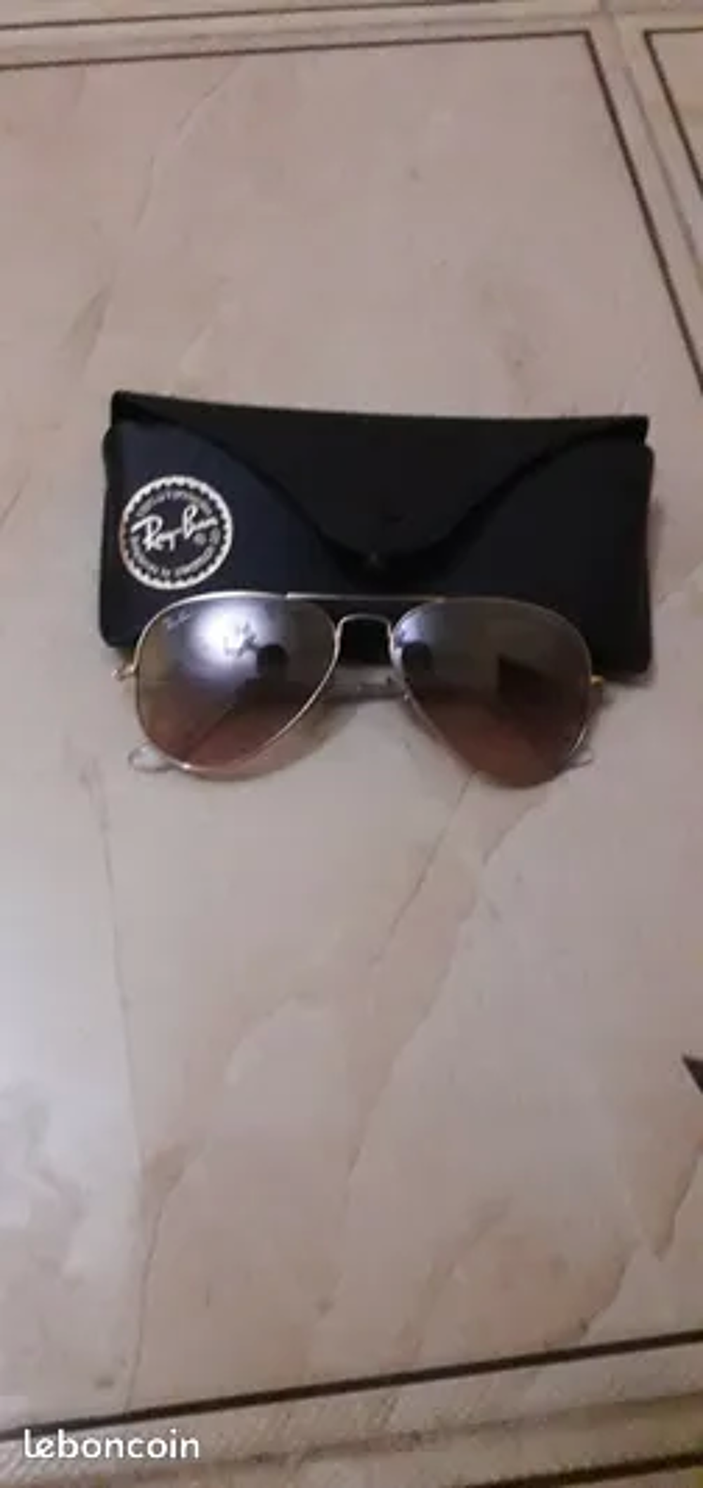Lunette solaire ray ban en tr&egrave;s bon &eacute;tat Bijoux et montres