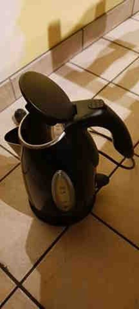 BOUDOIR  1 LITRE 7 MAX 2400 W NEUF. 15 Fr�vent (62)