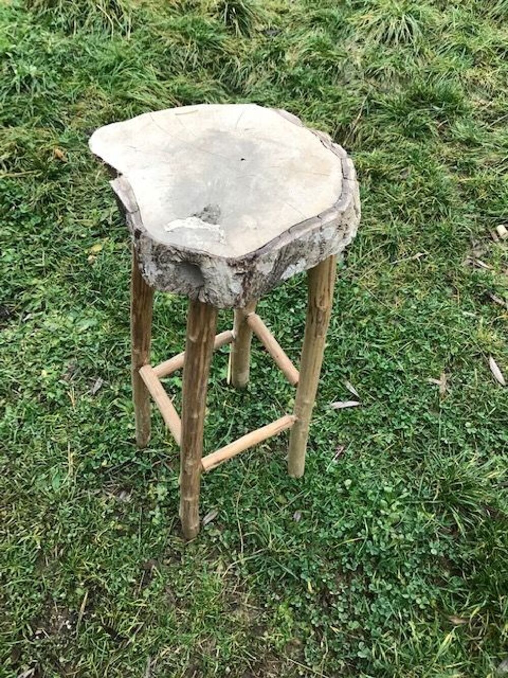 Tabouret haut fait main Meubles