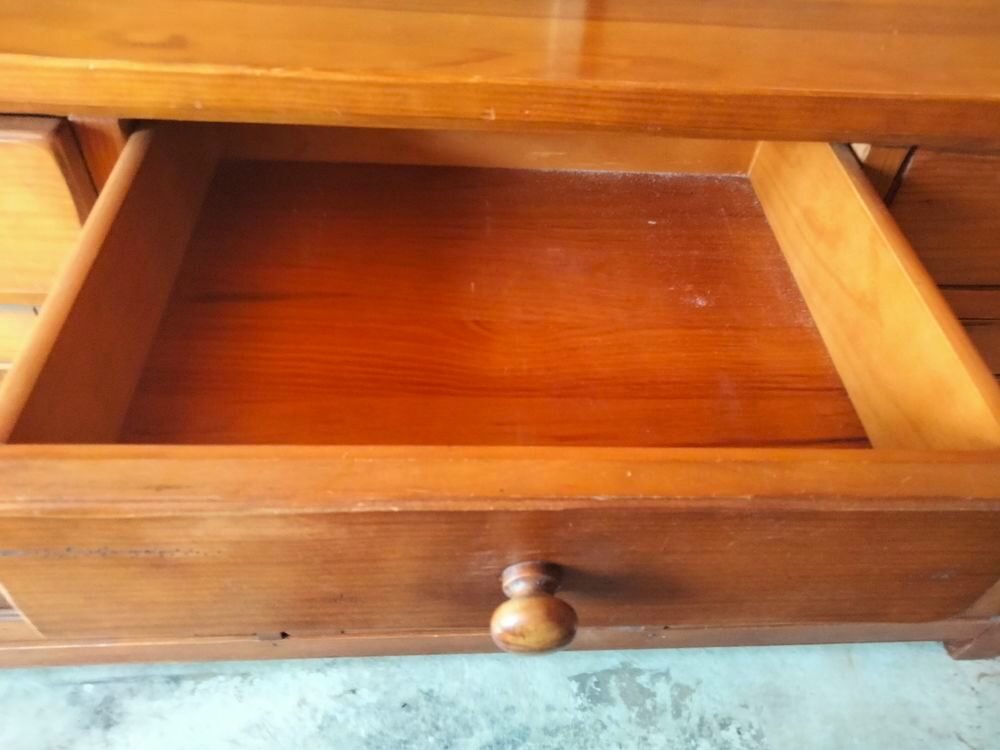 bahut en pin 3 portes Meubles