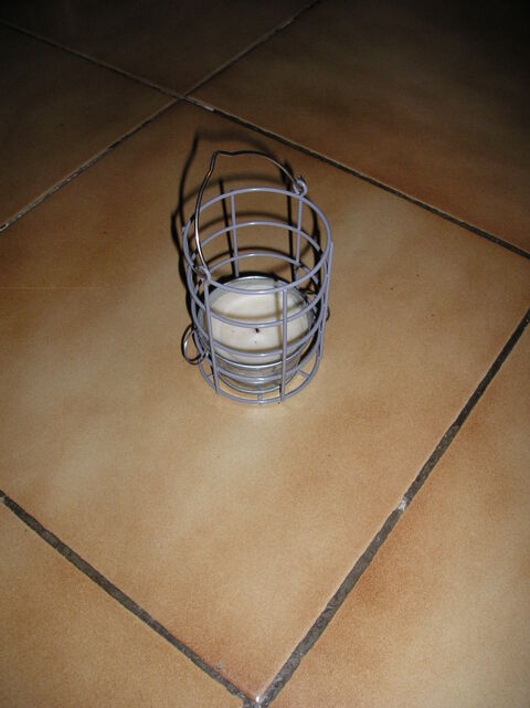 Photophore lanterne m�tal
15 Sept�mes-les-Vallons (13)