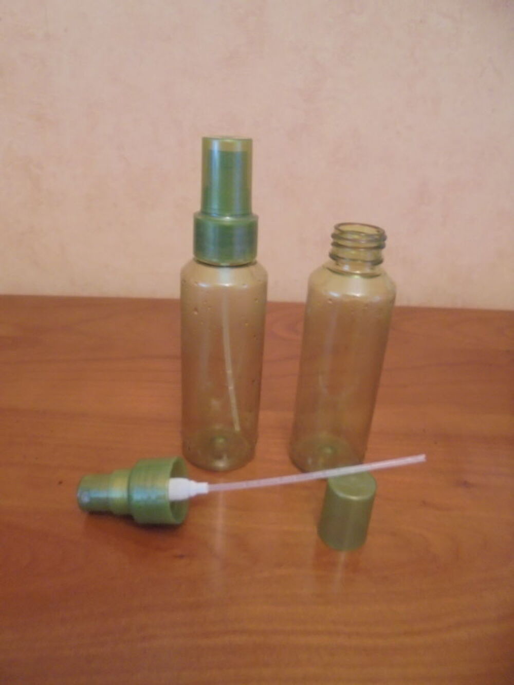 Lot de 2 vaporisateurs (75) Maroquinerie