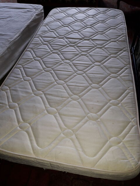 lits +table ronde 100 Cherr� (72)