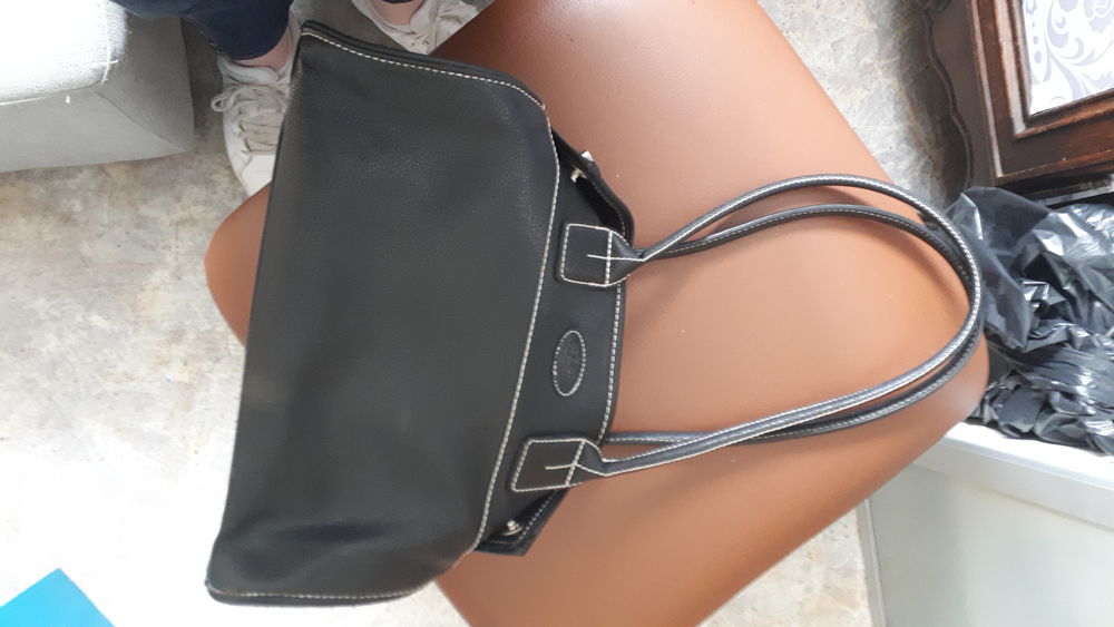 Sac &agrave; main cuir noir Maroquinerie