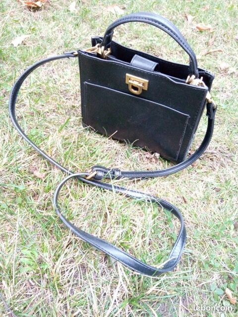 sac noir carr� 5 Beauchamp (95)