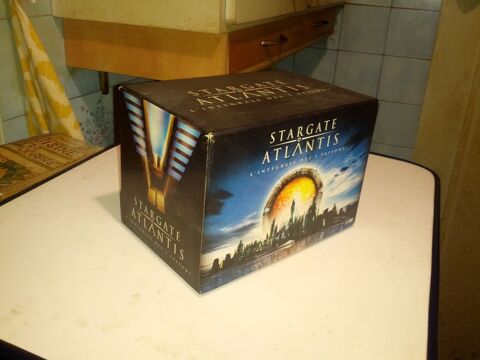 Stargate Atlantis - L'Intgrale 45 Paris 13 (75)