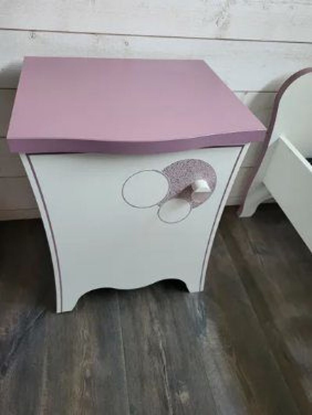 Lit +table de nuit Mobilier enfants