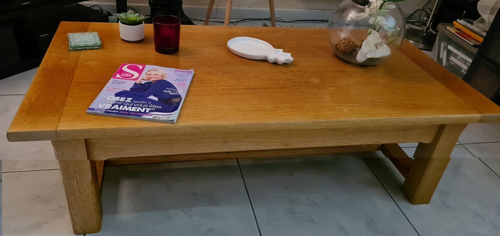 TABLE BASSE VALEUR NEUF 450 EURO Meubles